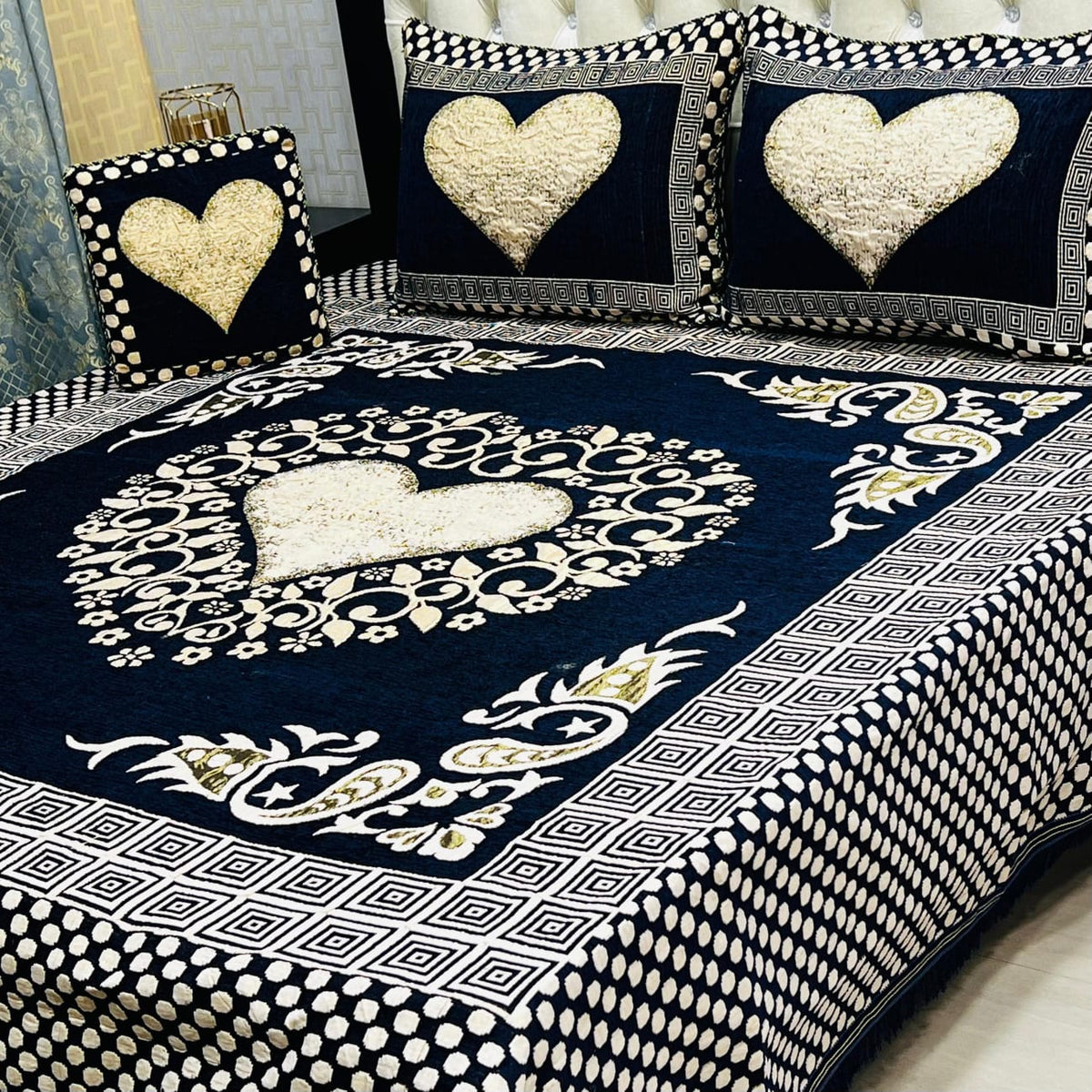 4Pc Velvet Jaquard Bedsheet