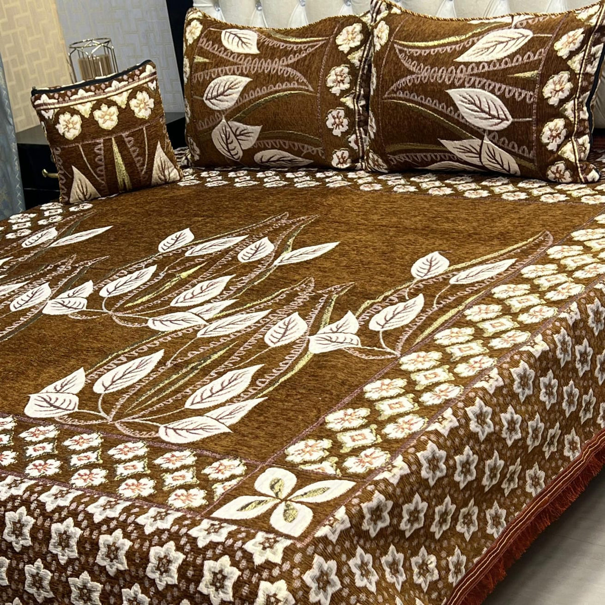 4Pc Velvet Jaquard Bedsheet